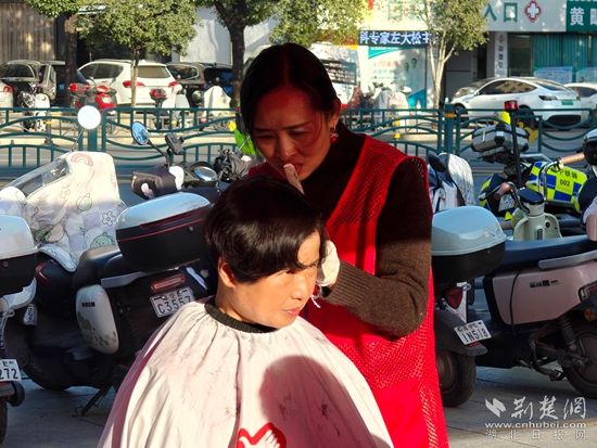 社會部 義務(wù)剪發(fā).jpg.jpg